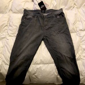 BoohooMAN - Grey Skinny Jeans (36X32)